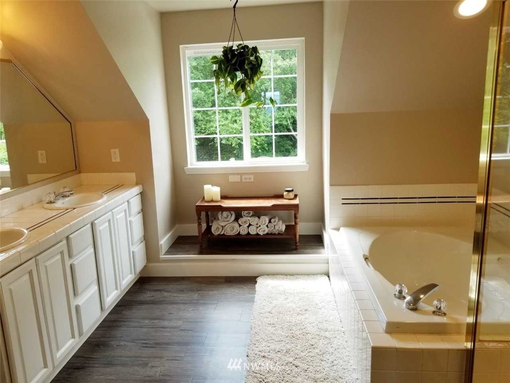 341 East Sunset Ridge Road Union, WA 98592 - Photo 14 of 16 Gallery Image 14
