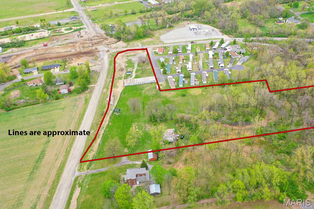 2202 North Bluff Road Glen Carbon, IL 62034 - Photo 2 of 18