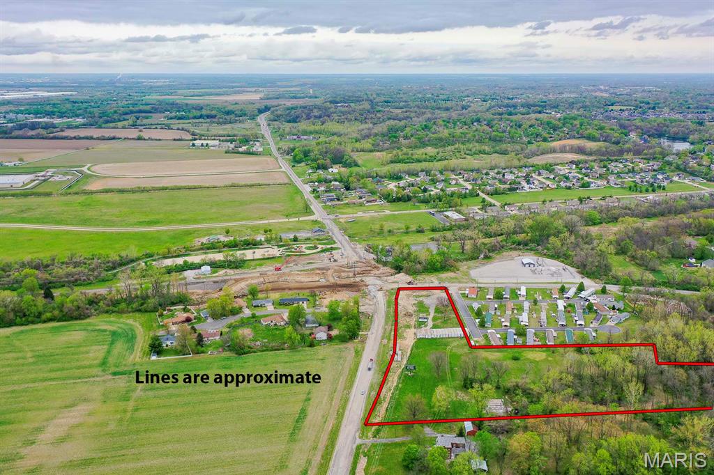 2202 North Bluff Road Glen Carbon, IL 62034 - Photo 4 of 18