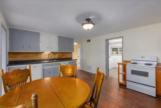 $176,000 | 204 Harriman Avenue South, Amery, WI 54001