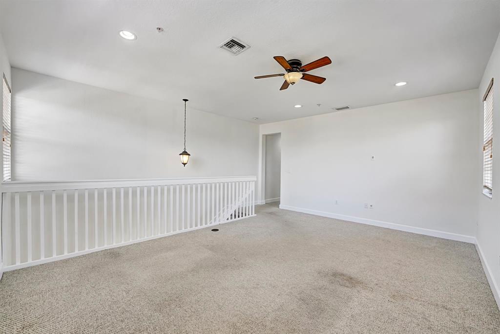 454 Southwest 147th Avenue, Unit 4601 Pembroke Pines, FL 33027 - Photo 29 of 45 a view of an empty room