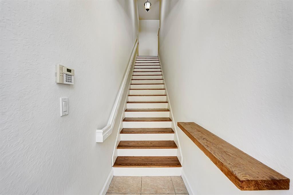 454 Southwest 147th Avenue, Unit 4601 Pembroke Pines, FL 33027 - Photo 6 of 45 a view of entryway