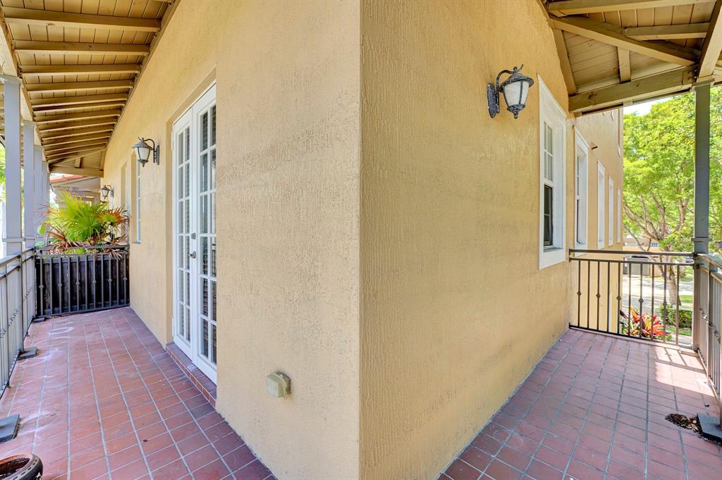 454 Southwest 147th Avenue, Unit 4601 Pembroke Pines, FL 33027 - Photo 10 of 45 a view of a house with wooden floor