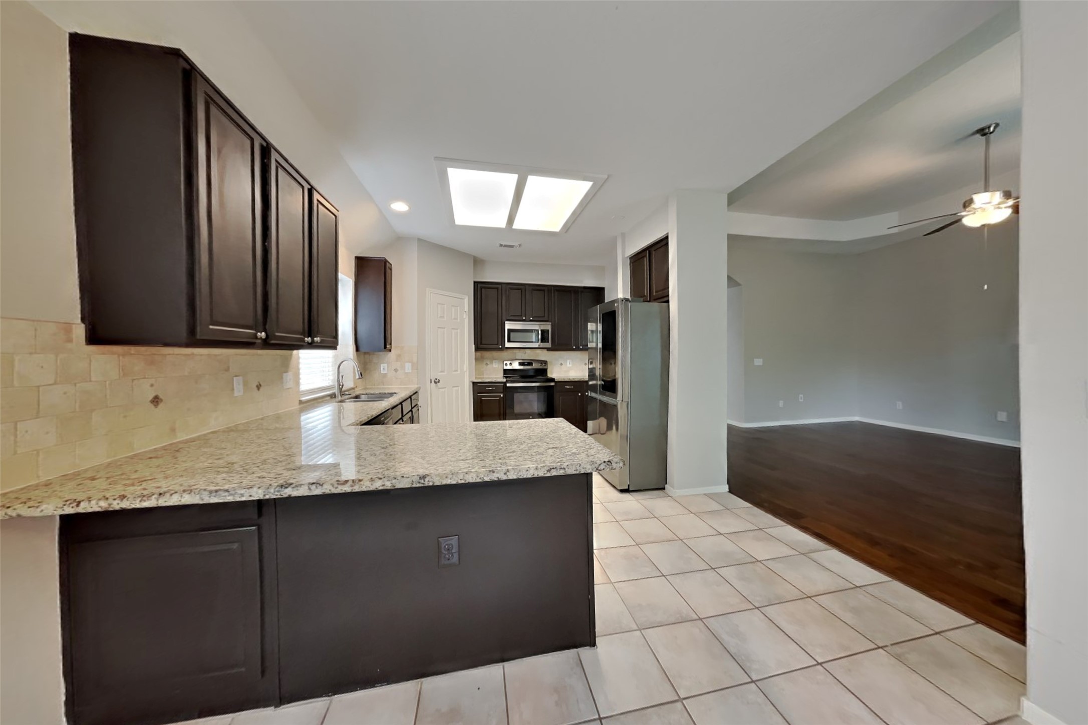 18 Vista Mill Place Spring, TX 77382 - Photo 5 of 18