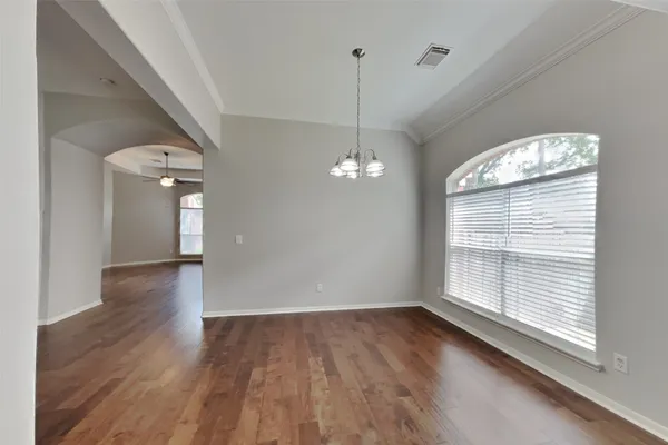 $2,595 | 18 Vista Mill Place, Spring, TX 77382