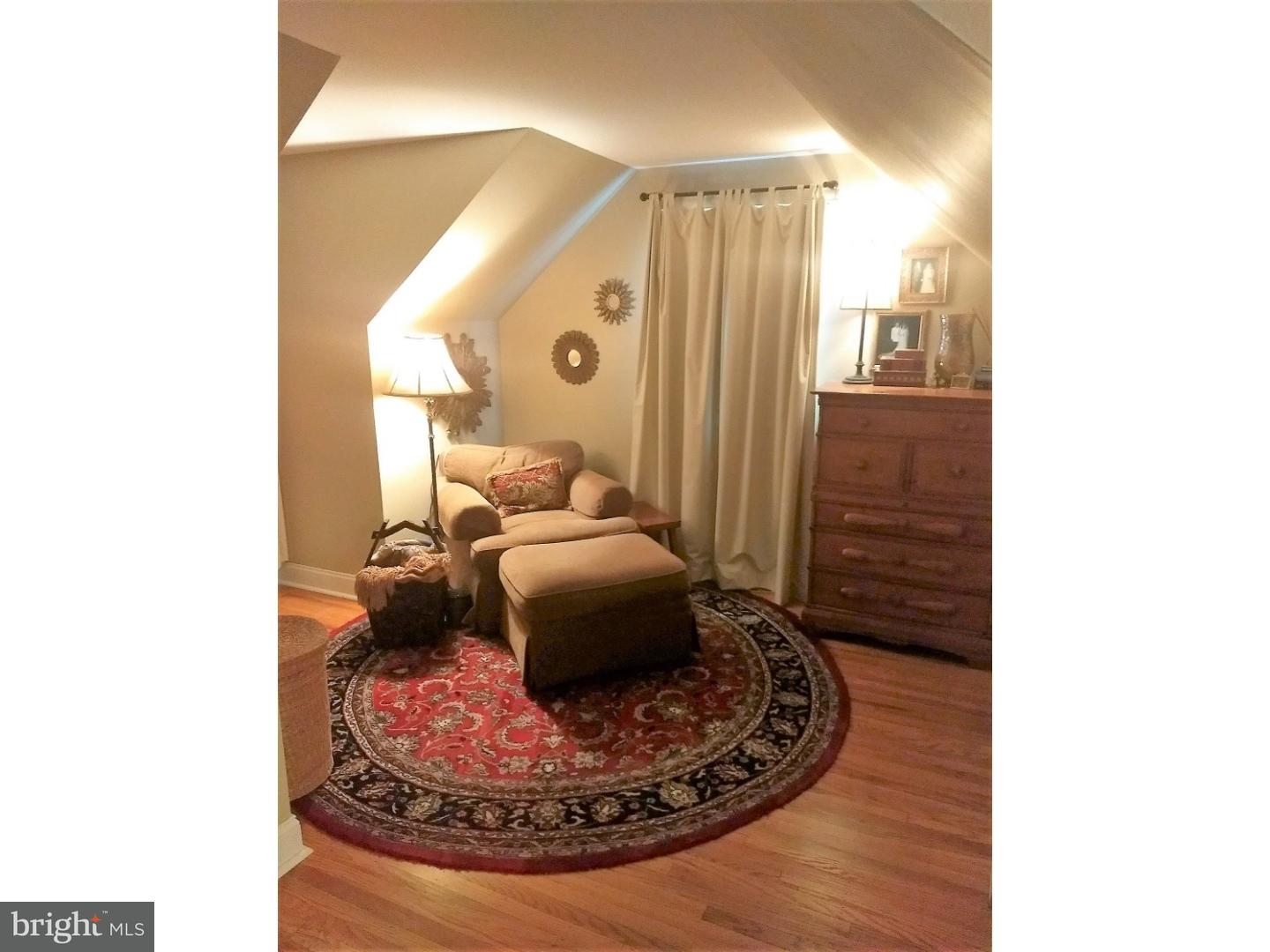 44 Fahnestock Road Malvern, PA 19355 - Photo 10 of 14 Bedroom - Main
