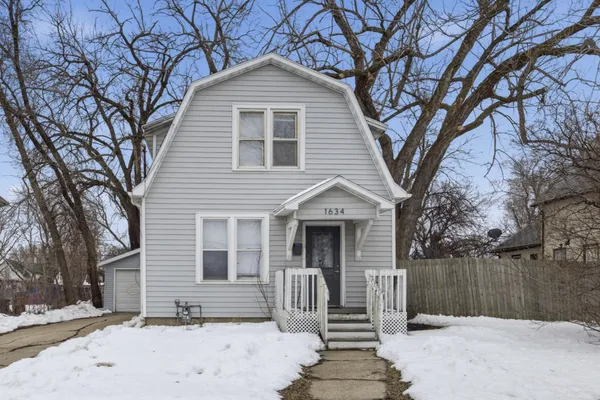 $210,000 | 1634 1st Avenue South, Fargo, ND 58103