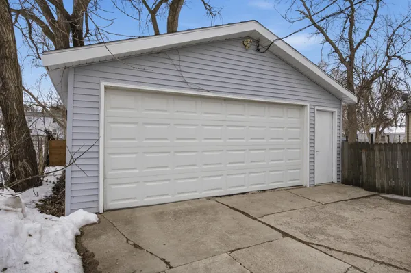 $210,000 | 1634 1st Avenue South, Fargo, ND 58103