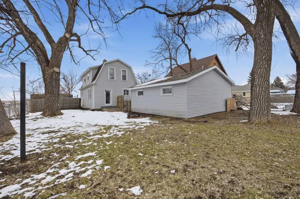 $210,000 | 1634 1st Avenue South, Fargo, ND 58103