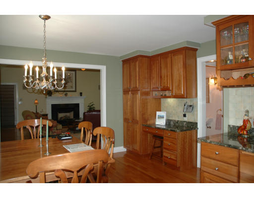 26 Bennett Road Boxford, MA 01921 - Photo 4 of 21