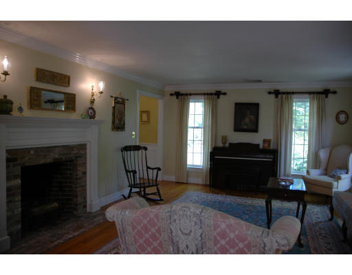 26 Bennett Road Boxford, MA 01921 - Photo 10 of 21