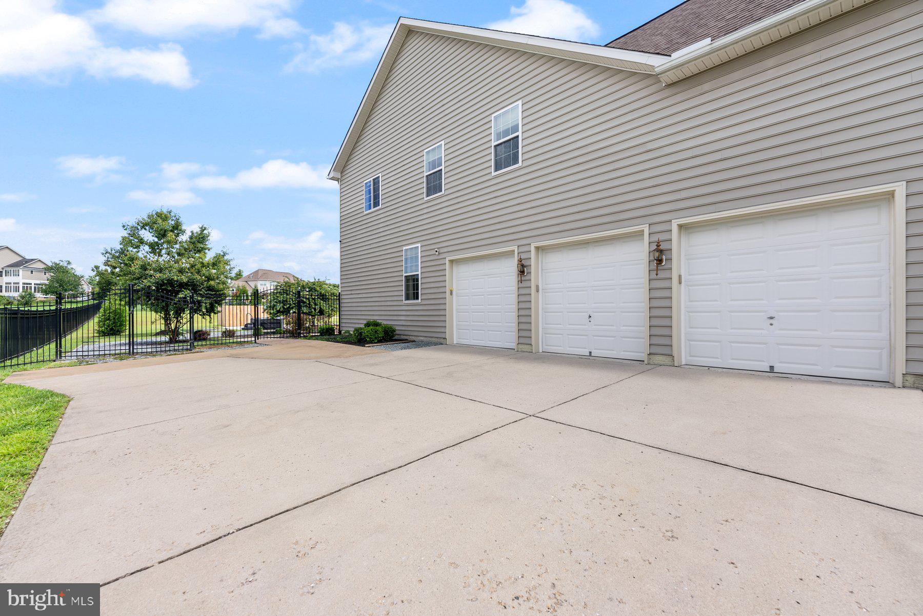 907 Jennings Mill Drive Bowie, MD 20721 - Photo 63 of 76 Spacious three-car garage