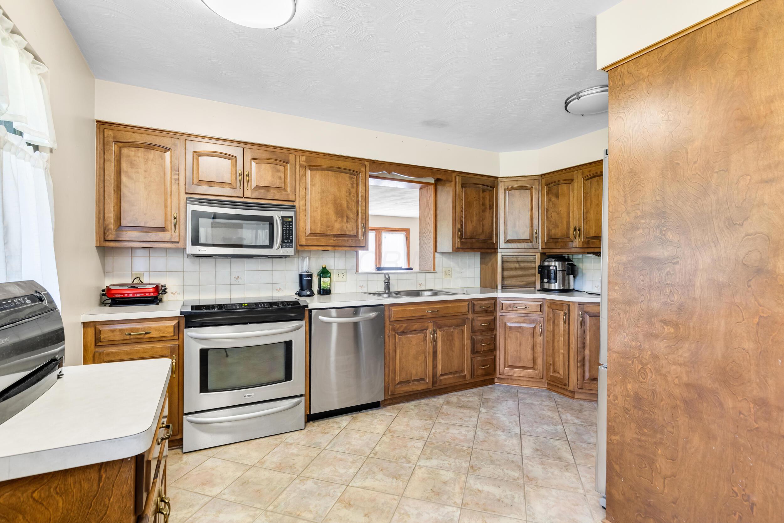 7688 Cubbage Road Westerville, OH 43081 - Photo 17 of 91 7688 cubbage (242)
