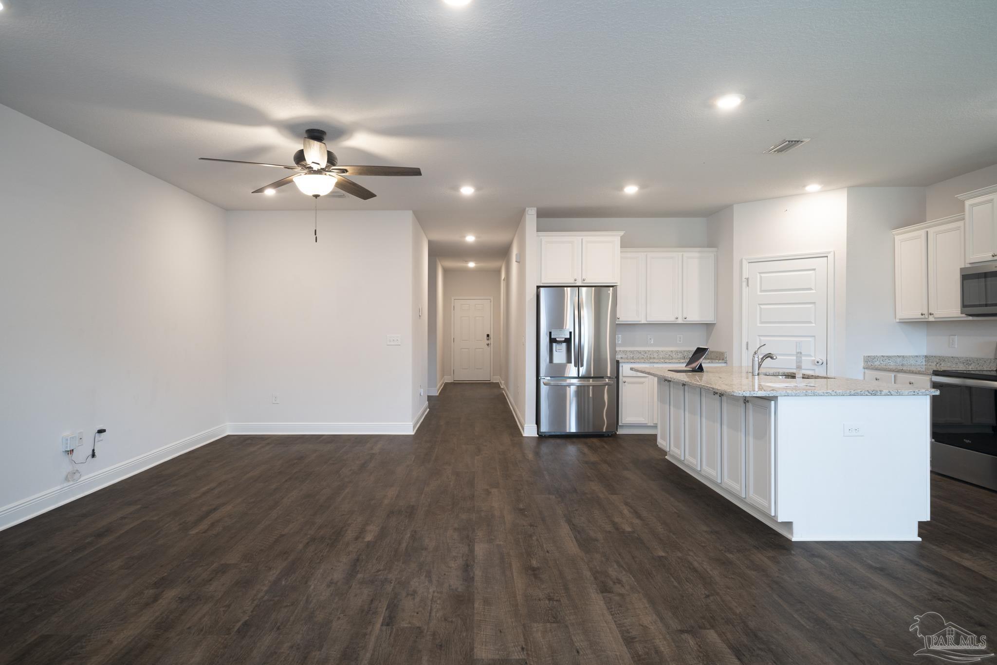 7987 Burnside Loop Pensacola, FL 32526 - Photo 5 of 39