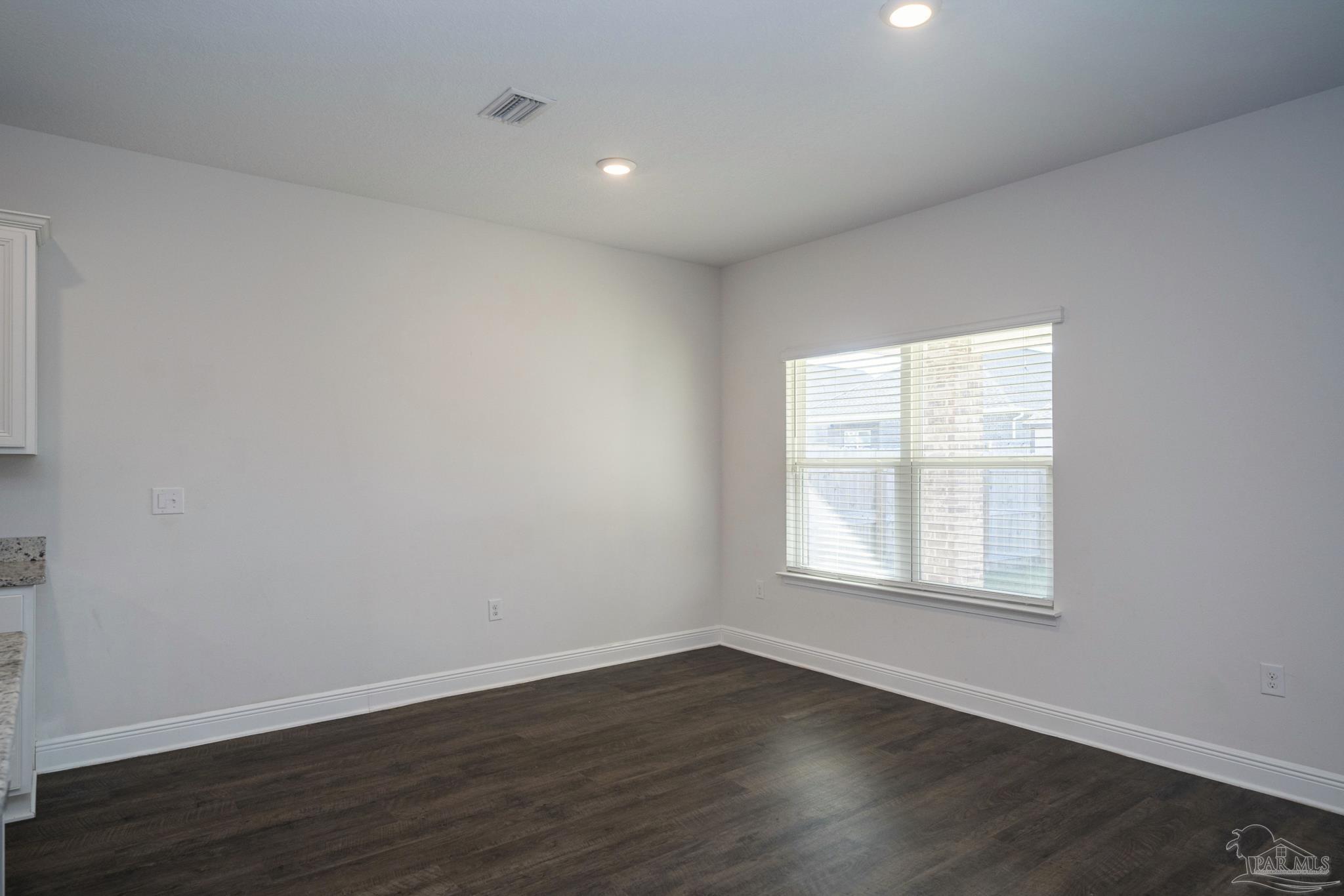 7987 Burnside Loop Pensacola, FL 32526 - Photo 10 of 39