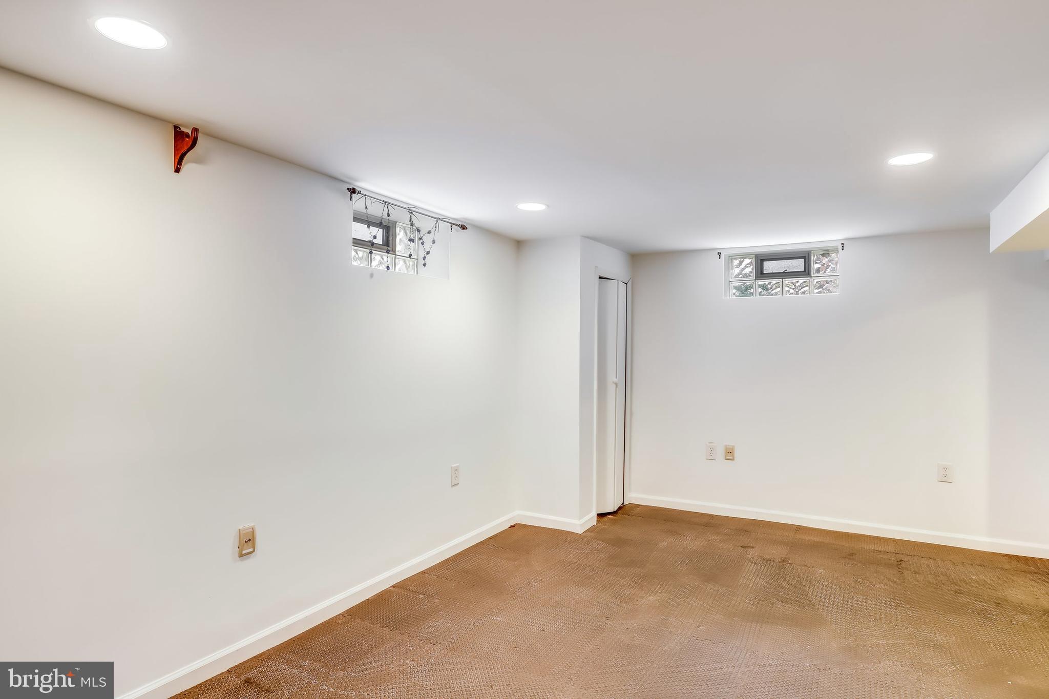 1909 Old Frederick Road Baltimore, MD 21228 - Photo 11 of 41 Gallery Image 11