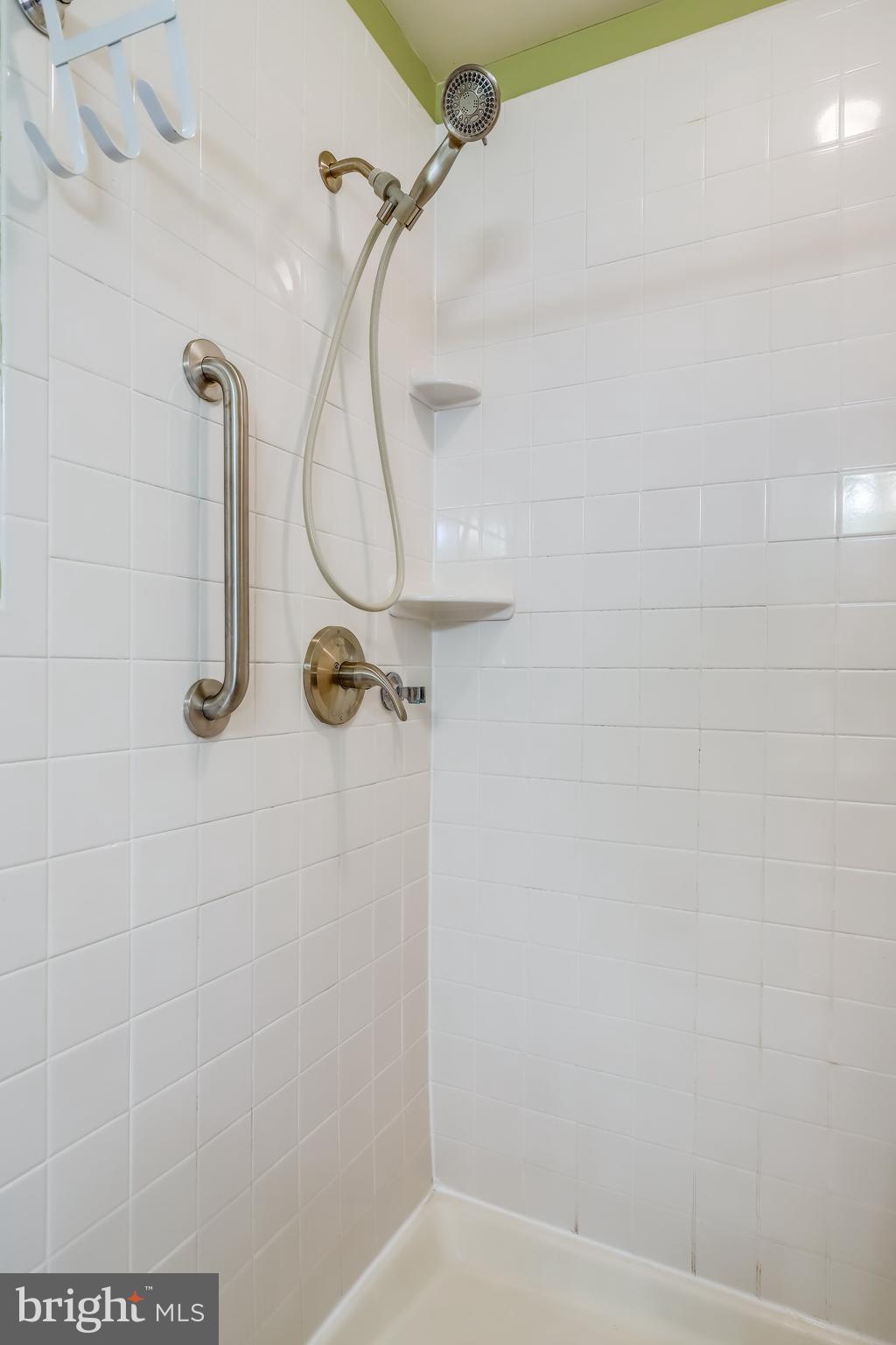 1909 Old Frederick Road Baltimore, MD 21228 - Photo 27 of 41 Gallery Image 27
