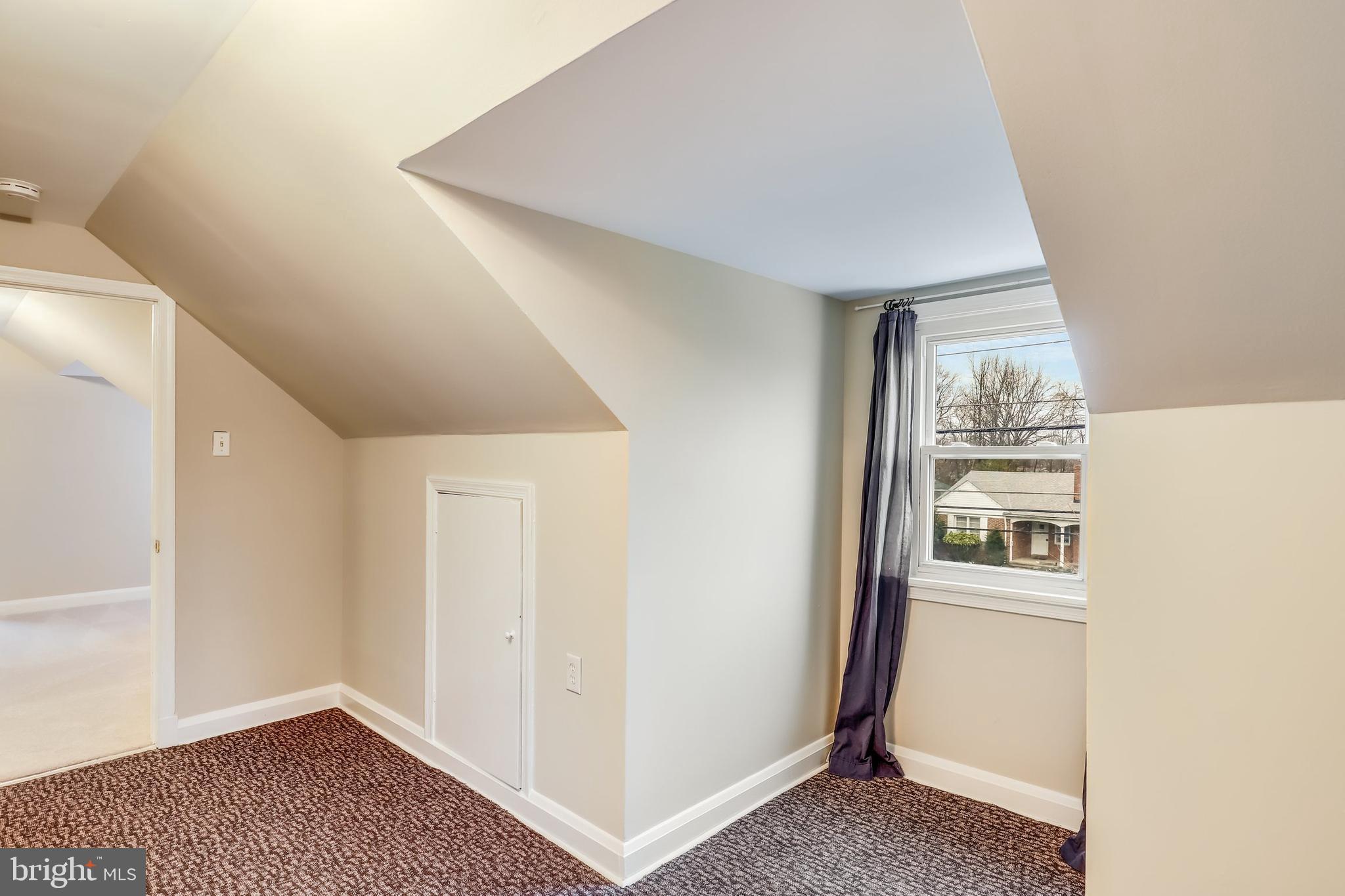 1909 Old Frederick Road Baltimore, MD 21228 - Photo 31 of 41 Gallery Image 31