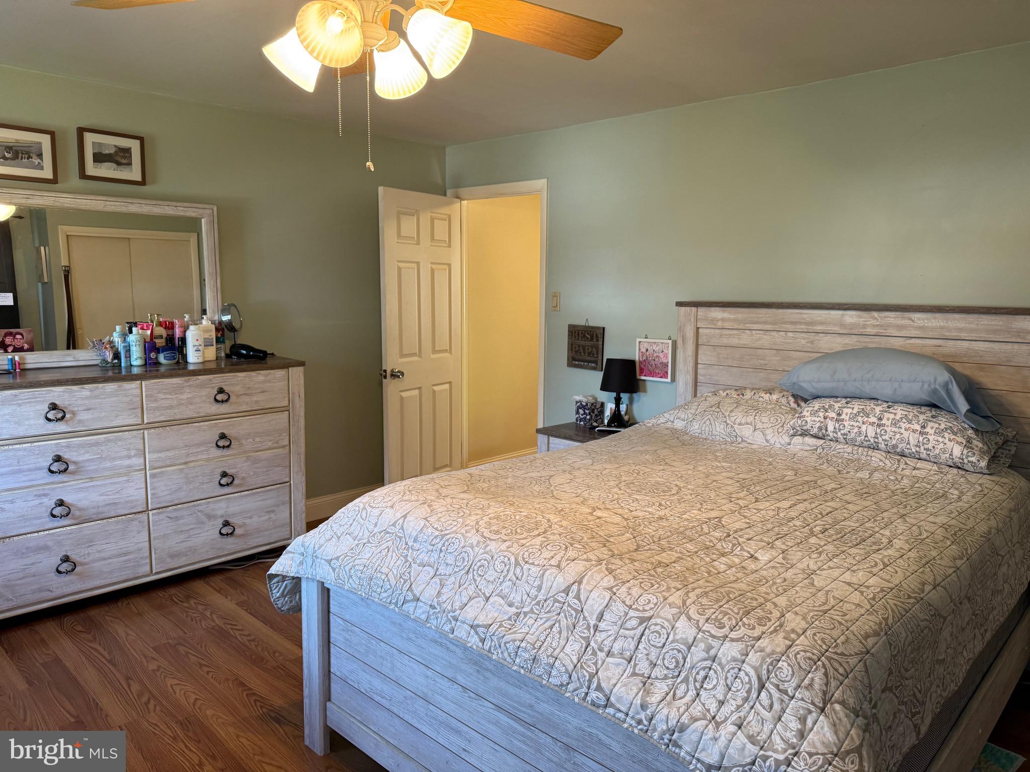 1145 Morefield Road Philadelphia, PA 19115 - Photo 15 of 31 Front Bedroom with Ceiling Fan