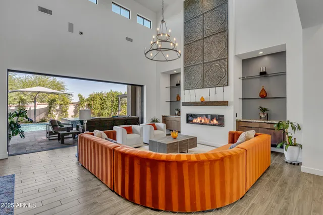 $3,999,999 | 2652 East Pelican Court, Gilbert, AZ 85297