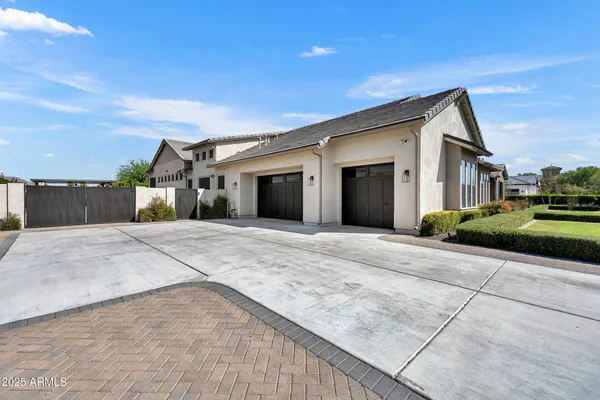 $3,549,000 | 2652 East Pelican Court, Gilbert, AZ 85297
