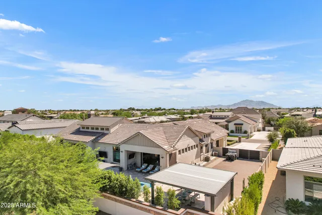 $3,999,999 | 2652 East Pelican Court, Gilbert, AZ 85297