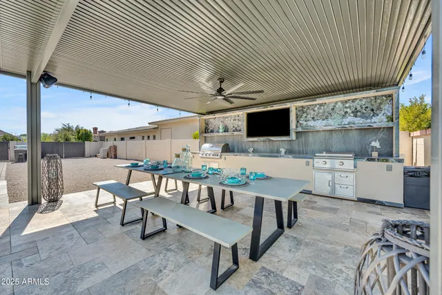 $3,999,999 | 2652 East Pelican Court, Gilbert, AZ 85297