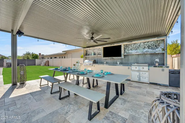 $3,999,999 | 2652 East Pelican Court, Gilbert, AZ 85297