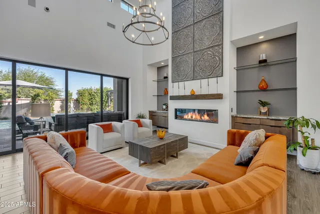 $3,999,999 | 2652 East Pelican Court, Gilbert, AZ 85297