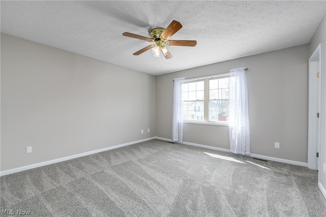33990 Harding Avenue North Ridgeville, OH 44039 - Photo 20 of 37 Master bedroom freshly painted