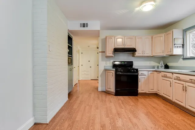 $899,900 | 10 Kelsey Road, Natick, MA 01760