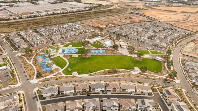 $9,800 | 262 Sora, Irvine, CA 92618