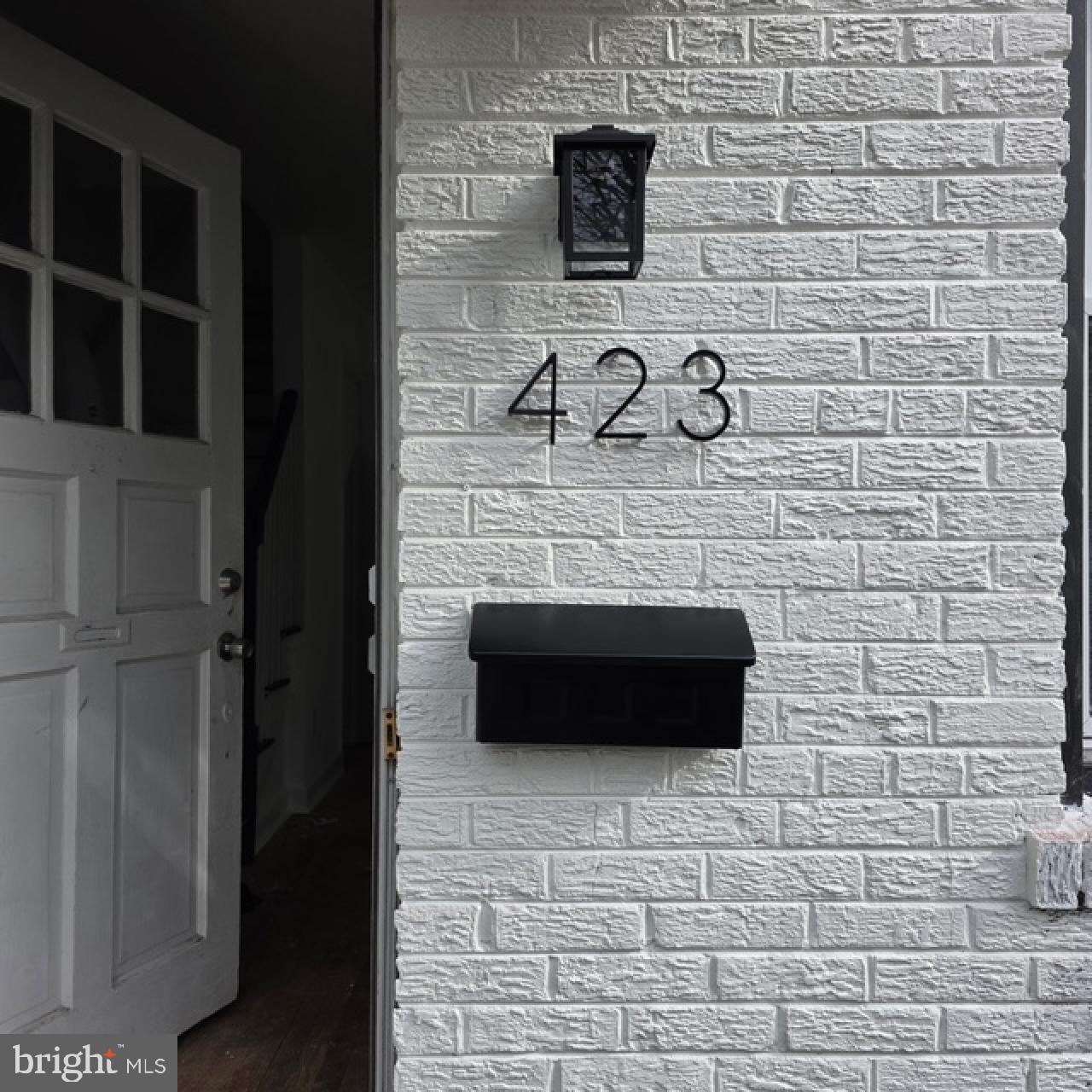 423 20th Street Northeast Washington, DC 20002 - Photo 5 of 35 a close view of a fireplace in a brick wall