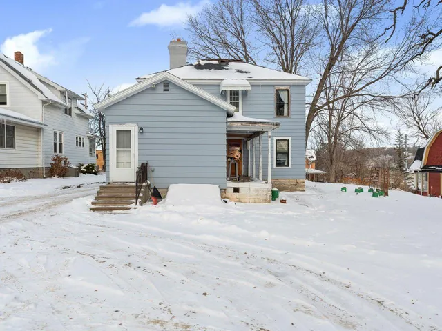 $210,000 | 15 1st Street Southeast, Faribault, MN 55021