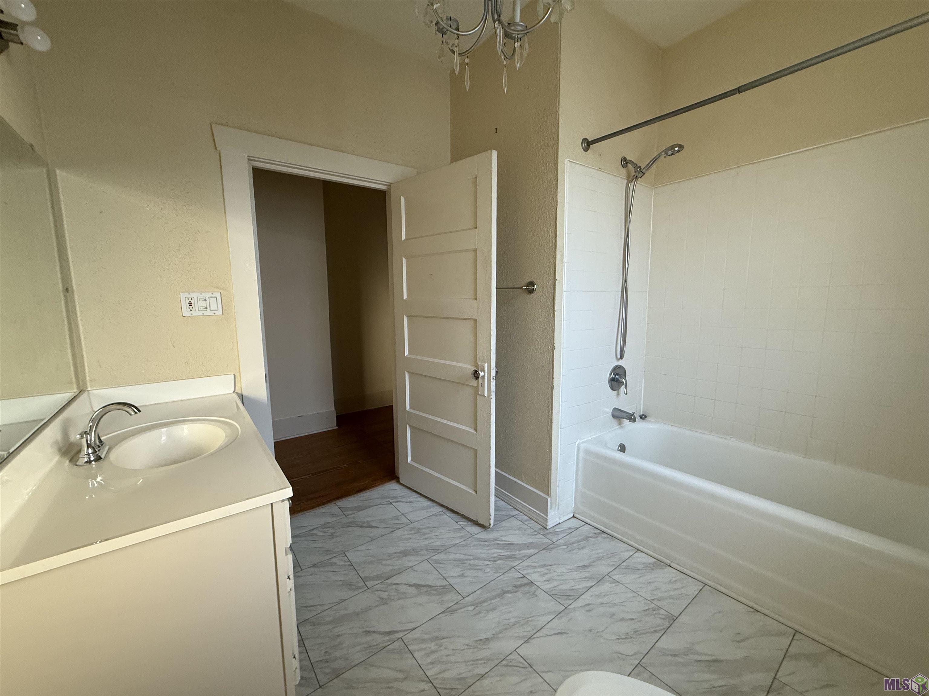 623 South Eugene Street, Unit 2 Baton Rouge, LA 70806 - Photo 11 of 15