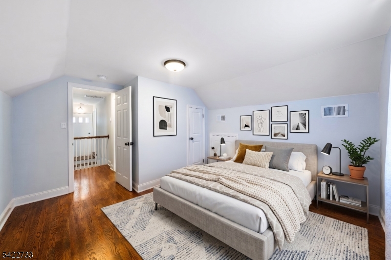 1868 Pilgrim Way Union, NJ 07083 - Photo 16 of 36