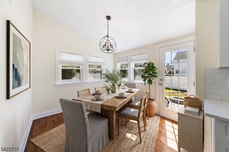 1868 Pilgrim Way Union, NJ 07083 - Photo 5 of 36