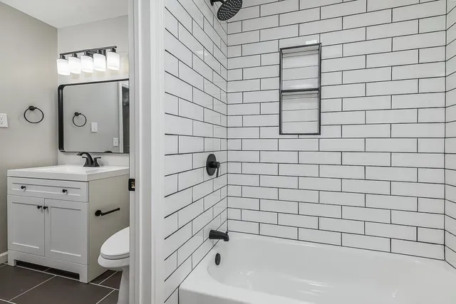 $365,000 | 9211 Antioch Road, Overland Park, KS 66212