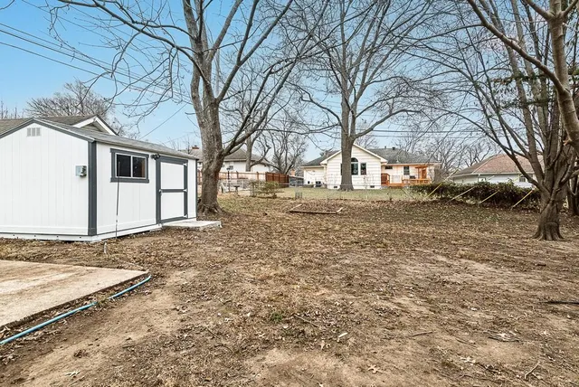 $365,000 | 9211 Antioch Road, Overland Park, KS 66212