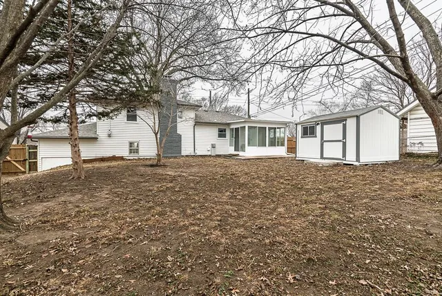 $365,000 | 9211 Antioch Road, Overland Park, KS 66212