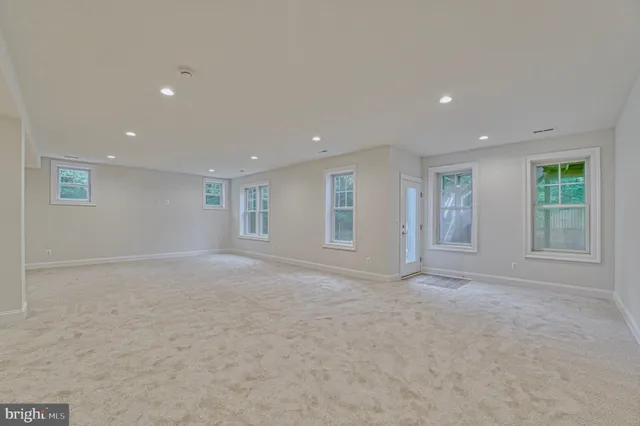 $2,499,900 | 6712 Moly Drive, Falls Church, VA 22046