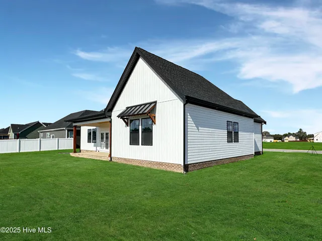 $585,900 | 11112 Yawl Street, Elizabeth City, NC 27909