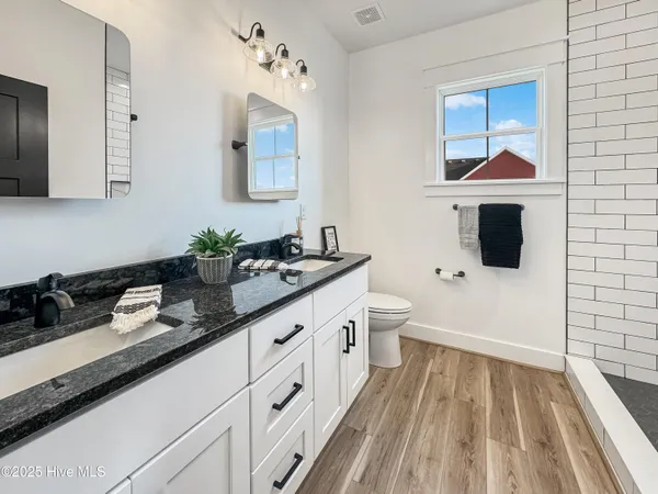 $585,900 | 11112 Yawl Street, Elizabeth City, NC 27909