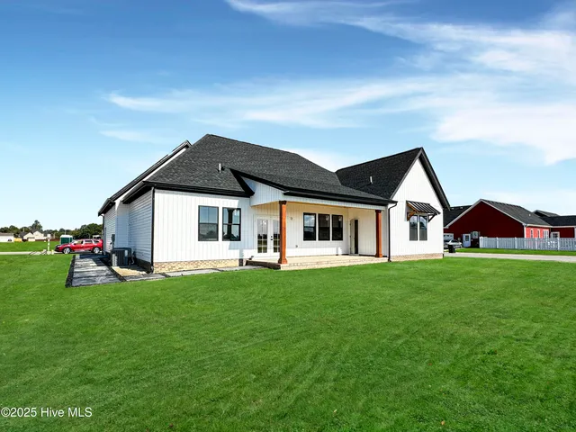 $585,900 | 11112 Yawl Street, Elizabeth City, NC 27909