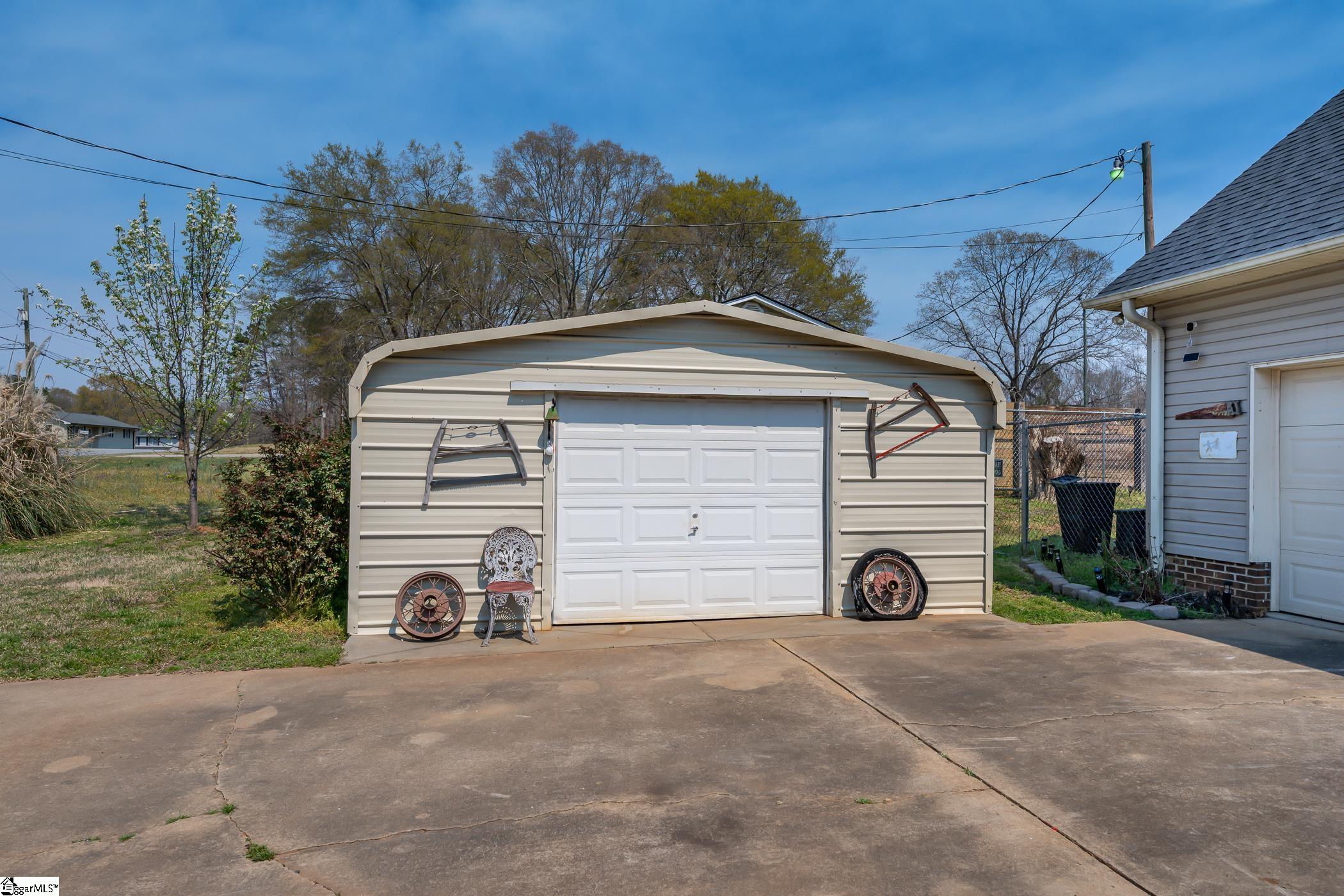 100 Sonora Drive Easley, SC 29640 - Photo 4 of 30