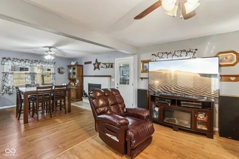 $275,000 | 7604 Hillcrest Drive, Mooresville, IN 46158