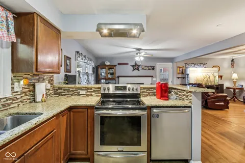 $275,000 | 7604 Hillcrest Drive, Mooresville, IN 46158