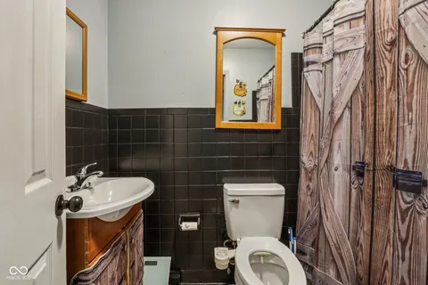 $275,000 | 7604 Hillcrest Drive, Mooresville, IN 46158