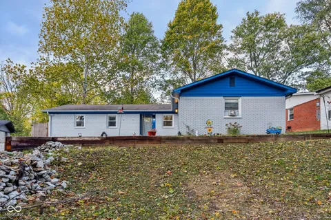 $275,000 | 7604 Hillcrest Drive, Mooresville, IN 46158