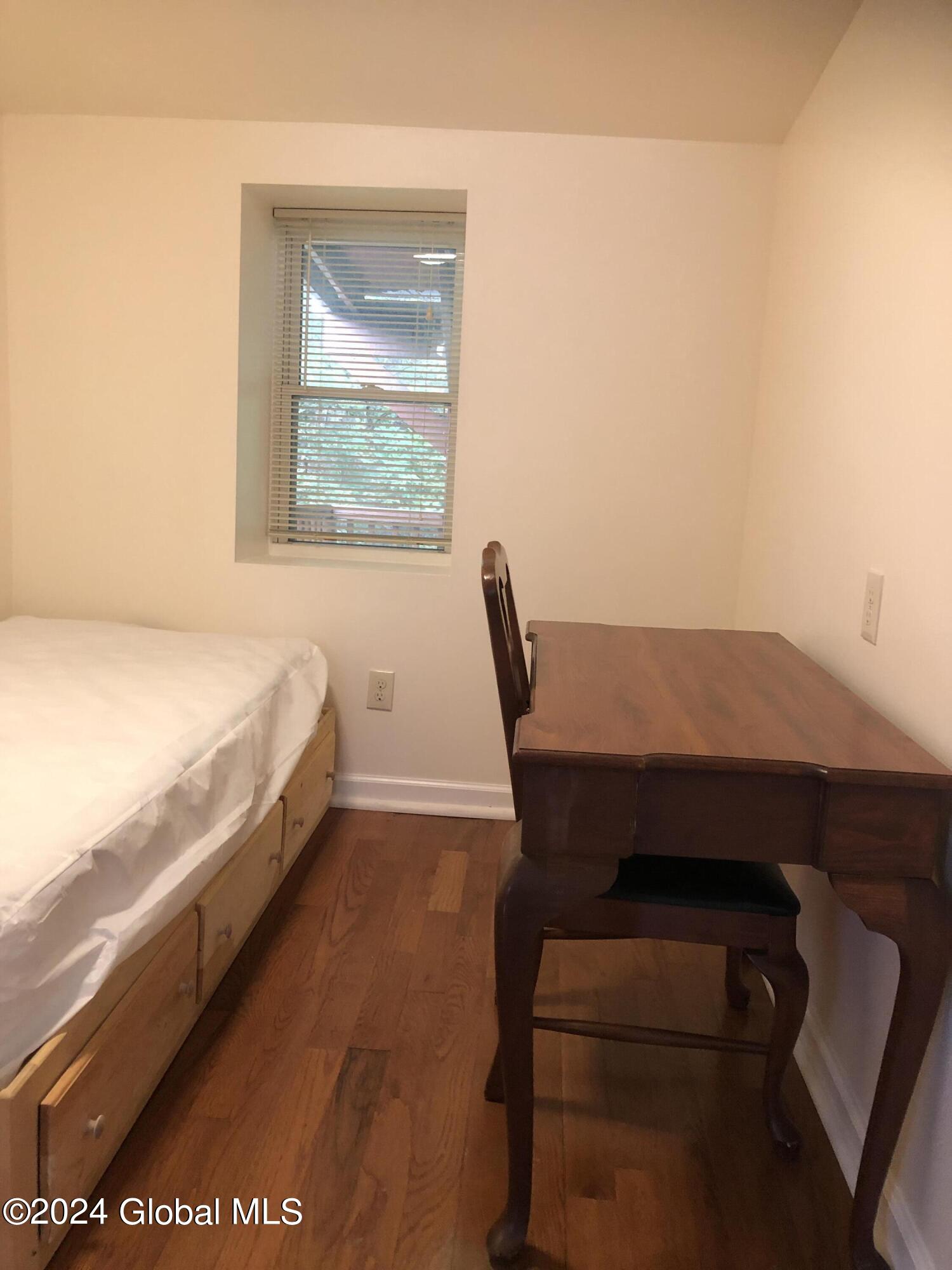 277 Congress Street, Unit 3 Troy, NY 12180 - Photo 10 of 12 IMG_6953